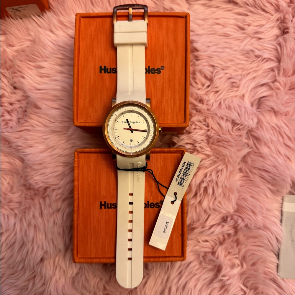 NIB HUSH PUPPIES SILICONE STRAP WATCH‎ - Picture 3 of 7